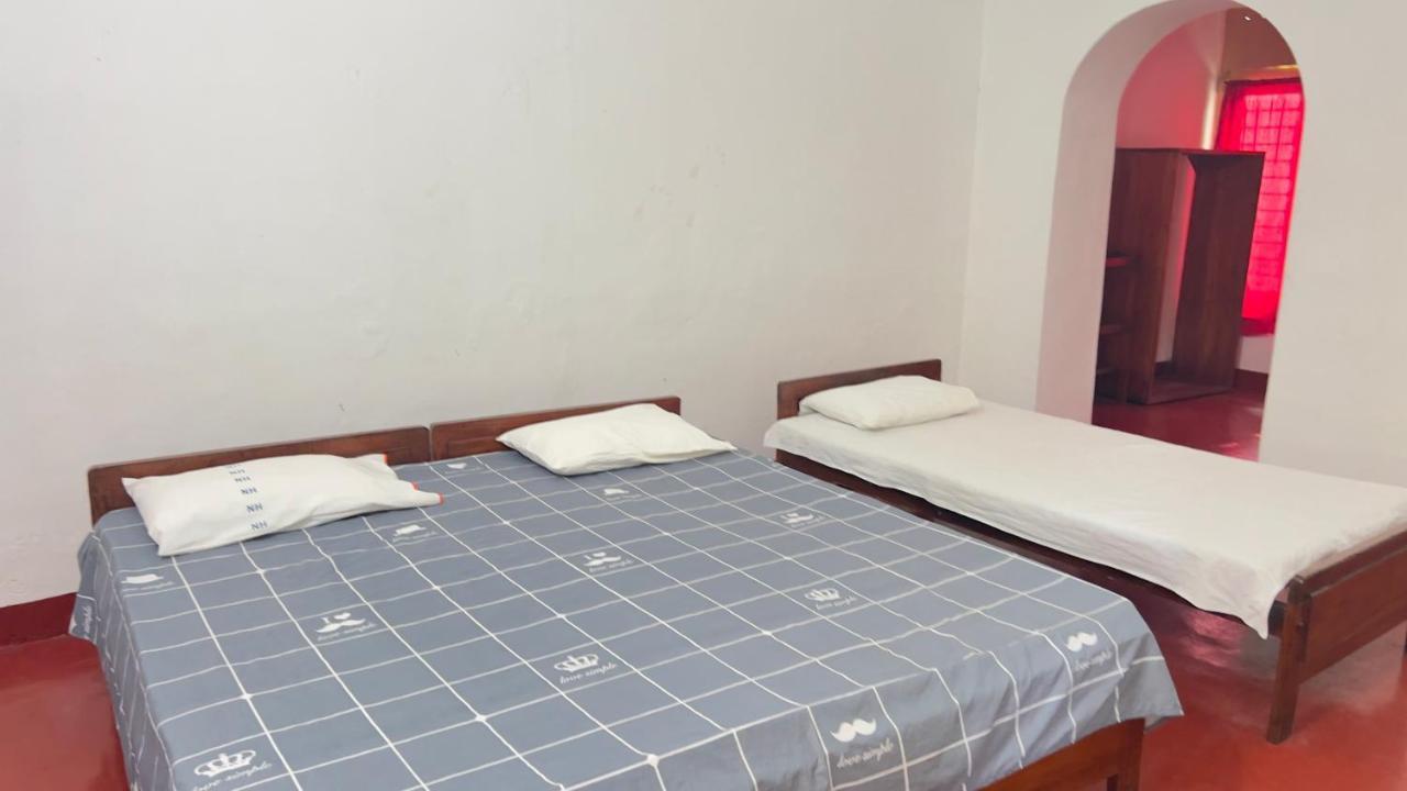 Resthouse Vavuniya Hotel Kültér fotó